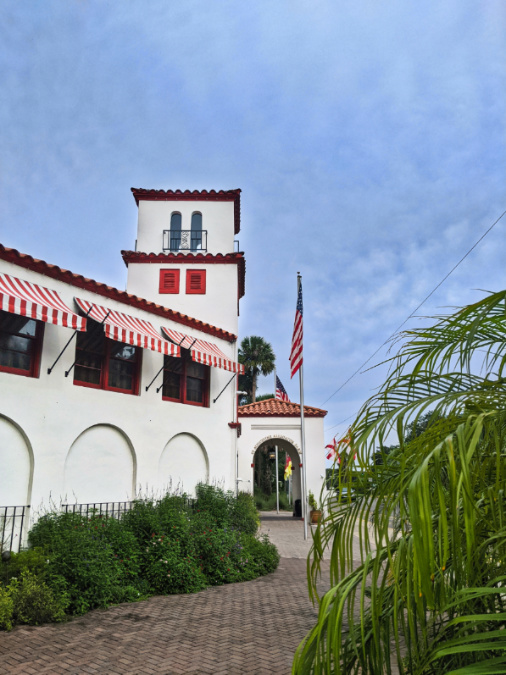 Entrance to St Augustine Alligator Farm Florida 2